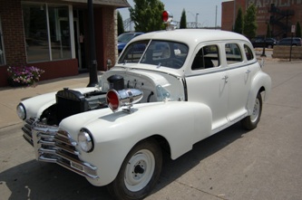 The driver's side and fender-mounted light.