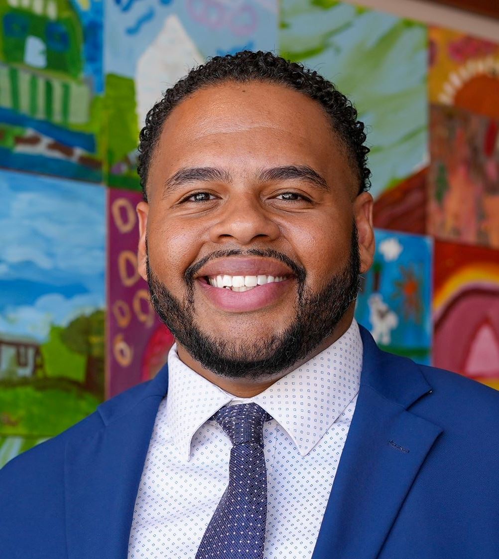 Antonio Mouzon Photo